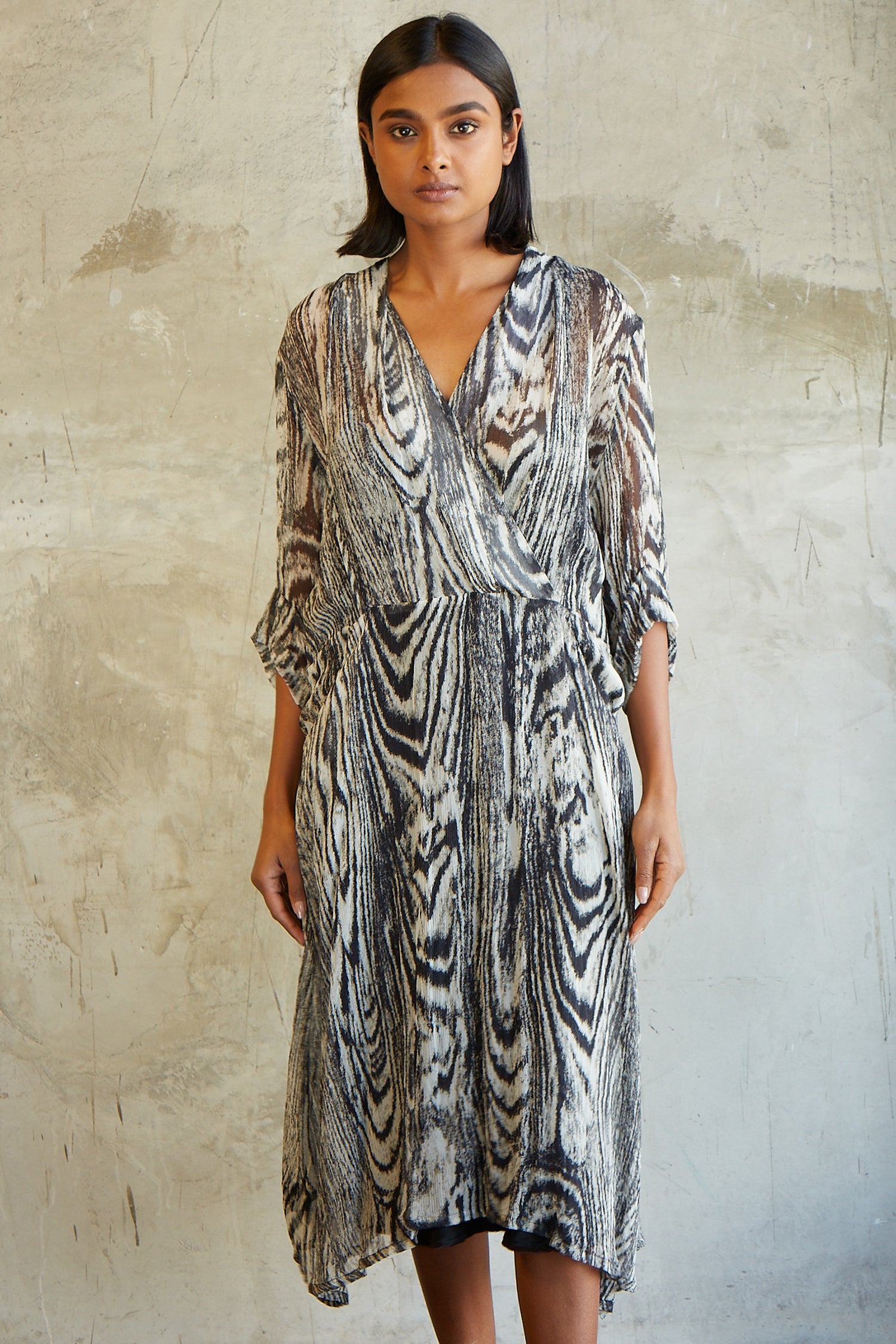 VENUS DRESS IN WOODGRAIN, S22 - Zambesi Store